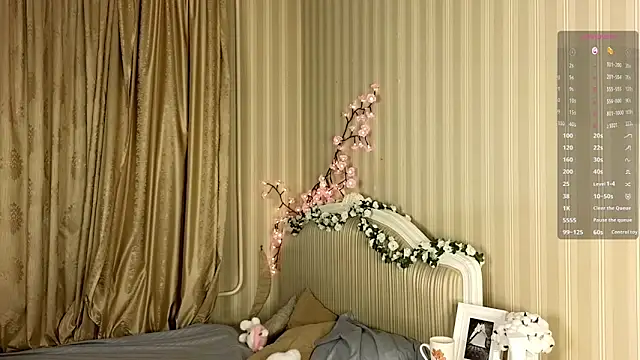 Juuulia  online show from 01-19-26, 01:26