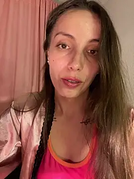Snapshot of paula_miler1 chatting on 05-13-26, 02:53 paula miler1 online show from 05-13-26, 02:53