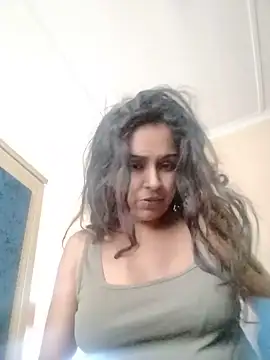cute indianxo online show from 06-19-26, 10:08
