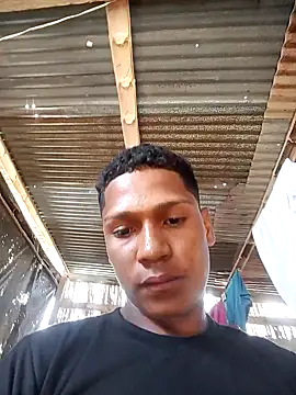 Snapshot of Davir2001 chatting on 02-22-26, 03:10 Davir2001 online show from 02-22-26, 03:10