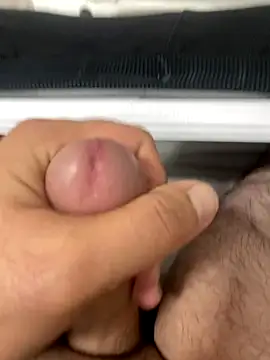 Heros2000 online show from 09-25-25, 04:32