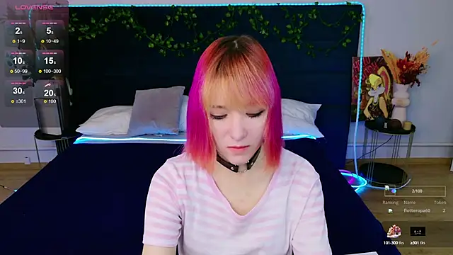 Snapshot of Ketrin_Jones chatting on 09-29-25, 05:12 Ketrin Jones online show from 09-29-25, 05:12