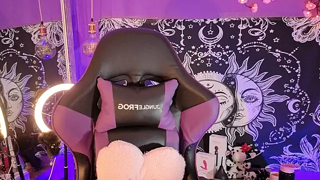 Gaia Gatex online show from 04-21-26, 11:49