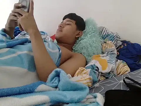 Snapshot of methme chatting on 11-18-25, 03:49 methme online show from 11-18-25, 03:49