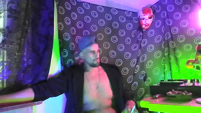 Snapshot of DjDiCKmannOnE chatting on 02-08-26, 10:07 DjDiCKmannOnE online show from 02-08-26, 10:07