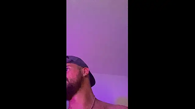 Snapshot of DjDiCKmannOnE chatting on 03-05-26, 02:35 DjDiCKmannOnE online show from 03-05-26, 02:35