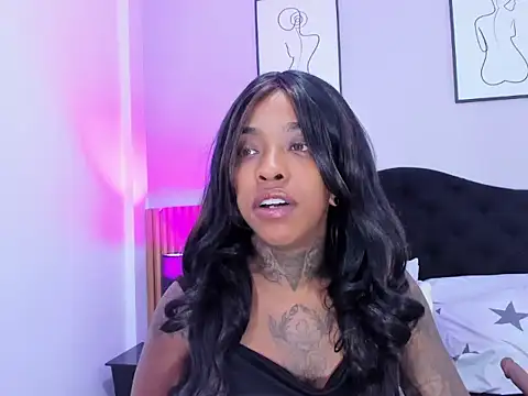 Pauline Fox online show from 03-15-26, 01:06