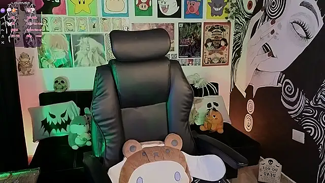 Snapshot of Yuhwan_ chatting on 10-27-25, 11:09 Yuhwan online show from 10-27-25, 11:09