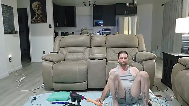 danoo84 online show from 10-04-25, 06:22