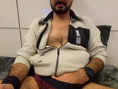 mlove902 online show from 12-21-25, 07:43