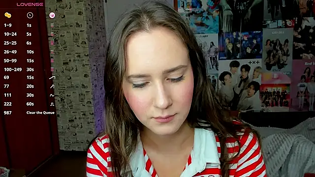 Snapshot of LucyRose3 chatting on 09-30-25, 12:54 LucyRose3 online show from 09-30-25, 12:54