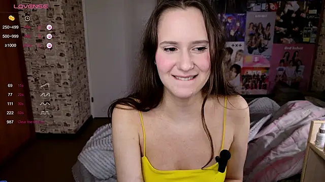 LucyRose3 online show from 11-06-25, 04:35