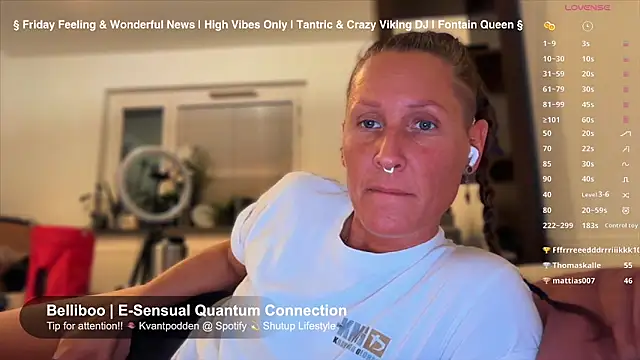 SwingWingWomanSweden online show from 09-13-25, 09:03