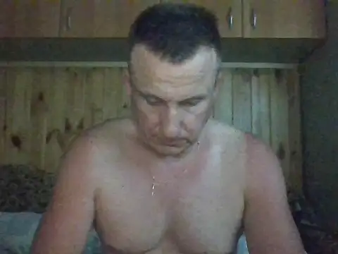 Maksymilian1 online show from 06-08-26, 10:21