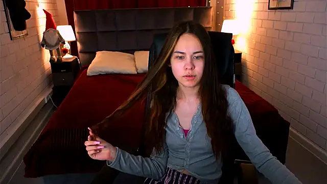 UliaNeer online show from 04-23-26, 12:29