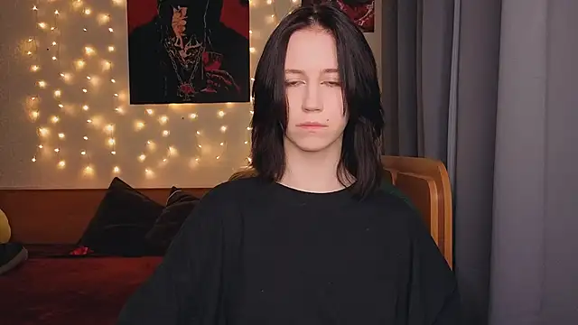 Snapshot of zaebali_ chatting on 03-18-26, 03:15 zaebali online show from 03-18-26, 03:15