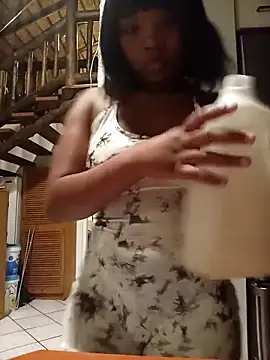 Snapshot of Young_Slut21 chatting on 09-20-25, 12:22 Young Slut21 online show from 09-20-25, 12:22