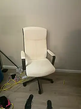 Juicystorm online show from 07-31-26, 04:56