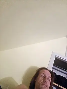 Danny19867 online show from 10-13-25, 08:42