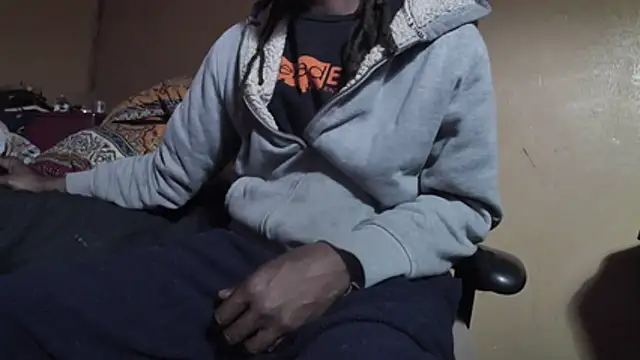 EYEzIAM online show from 02-01-26, 05:28