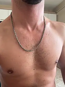 Snapshot of LUKADDES chatting on 03-27-26, 11:10 LUKADDES online show from 03-27-26, 11:10