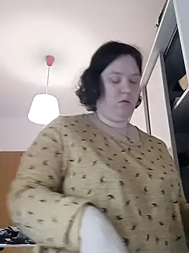 Feuchtekitty92xh online show from 11-04-25, 08:57