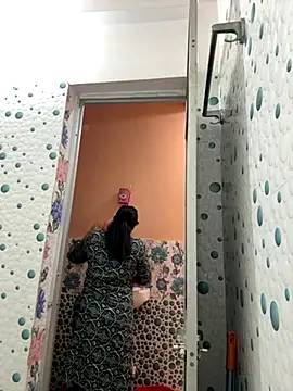 Snapshot of YOURMISTHI chatting on 11-13-25, 07:40 YOURMISTHI online show from 11-13-25, 07:40