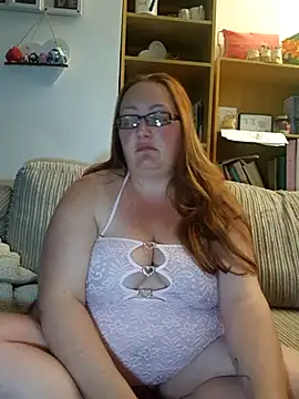 Luscious-LucyXX online show from 05-21-26, 07:43