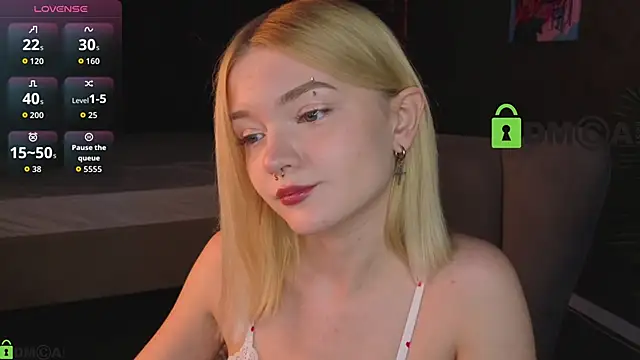 Carrie Foster online show from 04-13-26, 03:28