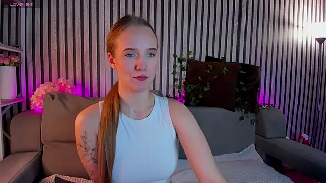 Casey Sweeet online show from 04-06-26, 01:12