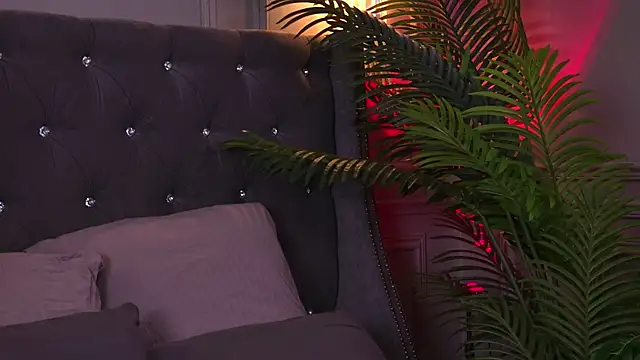 AriWild online show from 07-12-26, 05:09