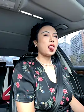 wen521 online show from 09-29-25, 01:00