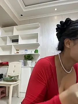 wen521 online show from 10-04-25, 07:50