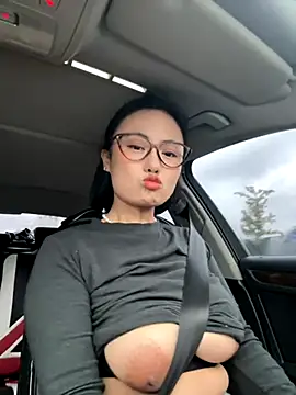 wen521 online show from 10-10-25, 12:09