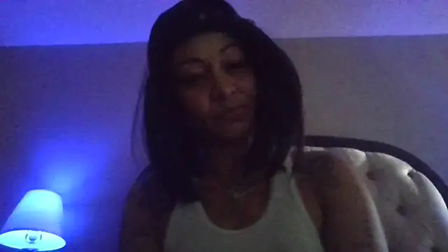 Flossee online show from 04-06-26, 05:25