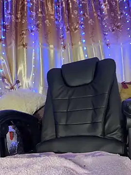 SquirtMilf00 online show from 02-08-25, 12:38