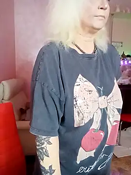 SquirtMilf00 online show from 02-01-26, 02:32