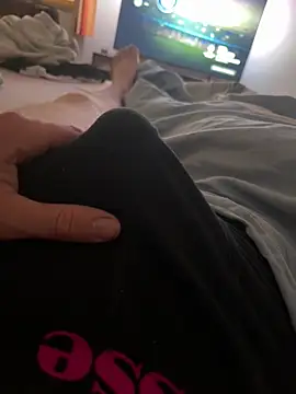 Snapshot of mrwit chatting on 11-02-25, 09:33 mrwit online show from 11-02-25, 09:33