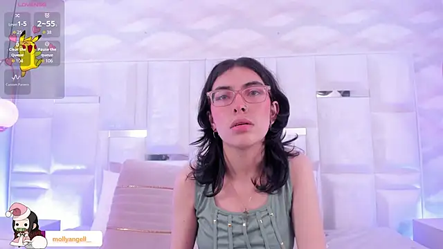 Im Molly Angel online show from 12-01-25, 08:25