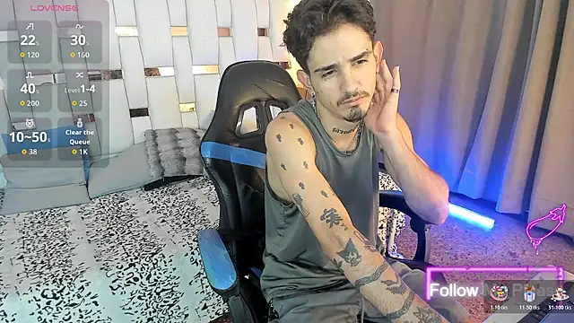 nextboywell1 online show from 03-18-26, 03:20