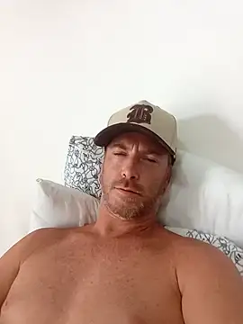 Snapshot of Loiroatv36 chatting on 03-10-26, 03:50 Loiroatv36 online show from 03-10-26, 03:50