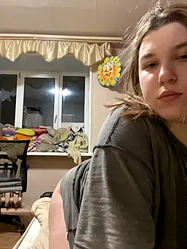 Snapshot of Kemeli008 chatting on 10-16-25, 12:22 Kemeli008 online show from 10-16-25, 12:22