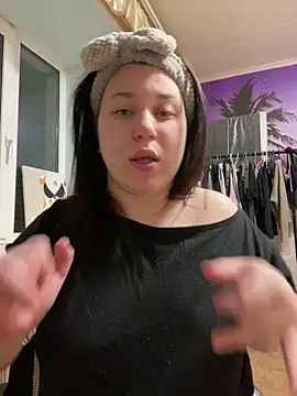 Snapshot of Kemeli008 chatting on 01-16-26, 04:16 Kemeli008 online show from 01-16-26, 04:16