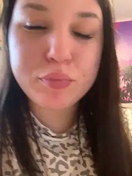 Snapshot of Kemeli008 chatting on 02-18-26, 02:13 Kemeli008 online show from 02-18-26, 02:13