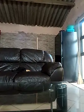 Snapshot of OsbertMikes chatting on 10-13-25, 05:51 OsbertMikes online show from 10-13-25, 05:51