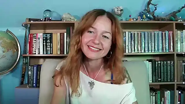 Foxilady357 online show from 09-11-25, 02:06