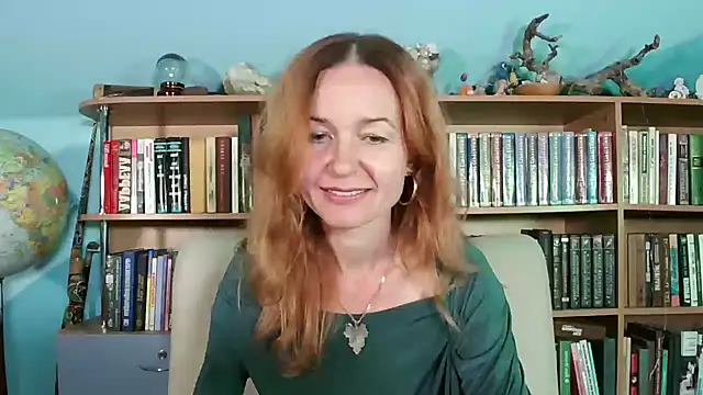 Foxilady357 online show from 10-13-25, 02:28