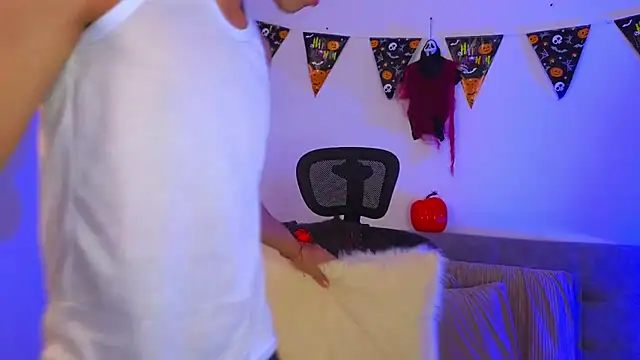 yulian vasquez online show from 10-31-25, 12:39