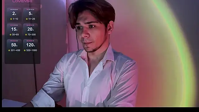 Snapshot of 1RobertTT chatting on 10-06-25, 08:50 1RobertTT online show from 10-06-25, 08:50