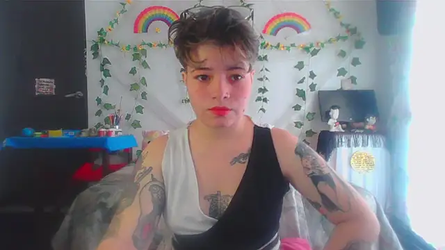 Mitsuha gate online show from 04-11-26, 04:22